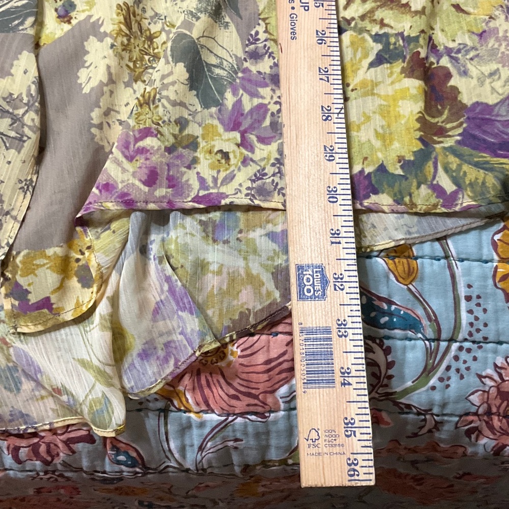 LOGO by Lori Goldstein Floral Sleeveless Vest - Picture 10 of 11